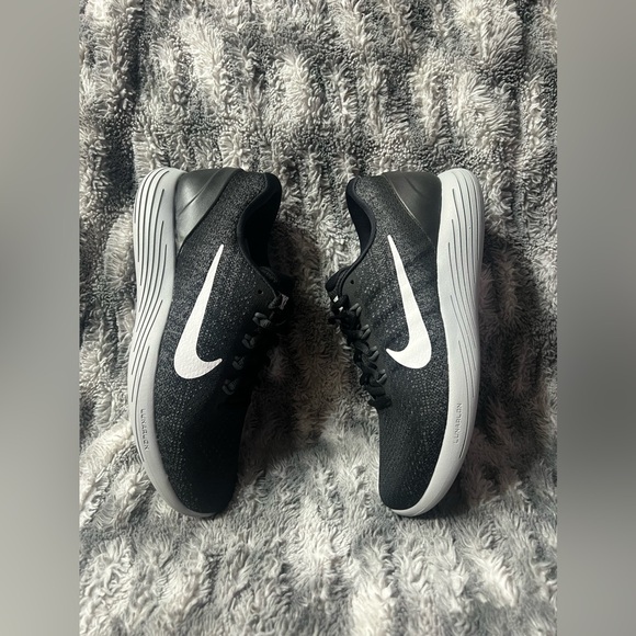 282: Nike Lunarglide  9 (Black/ White- Dark Grey) Size 8 - Picture 4 of 10